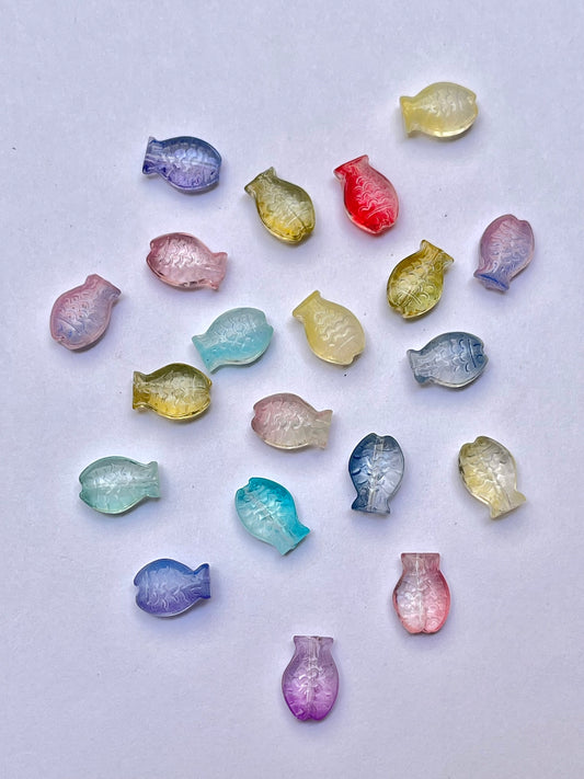 Glass fish beads