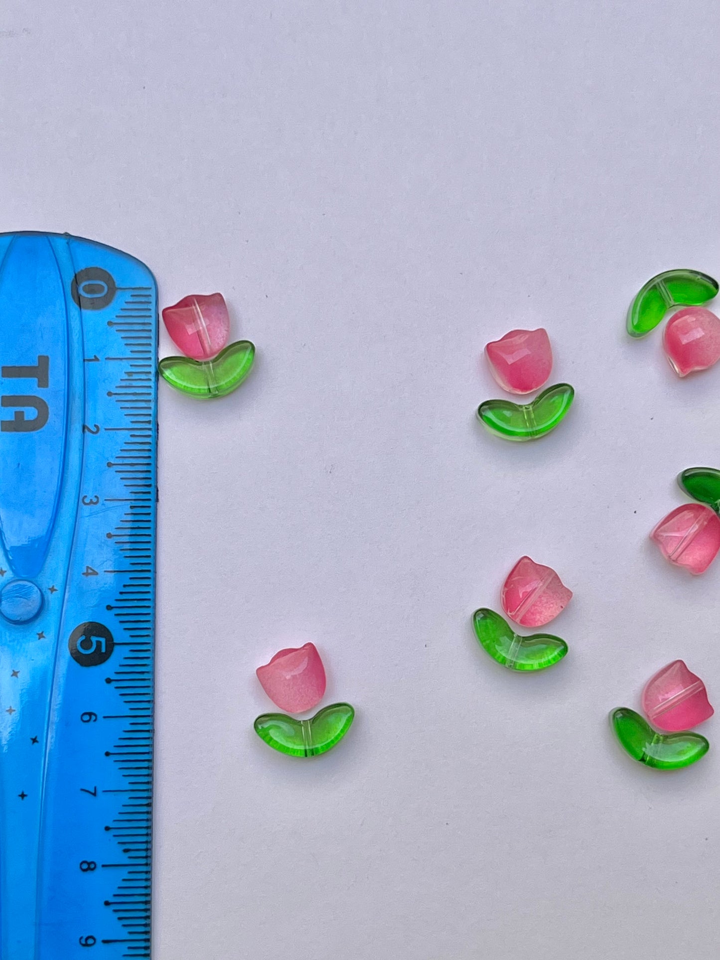 Glass tulip beads