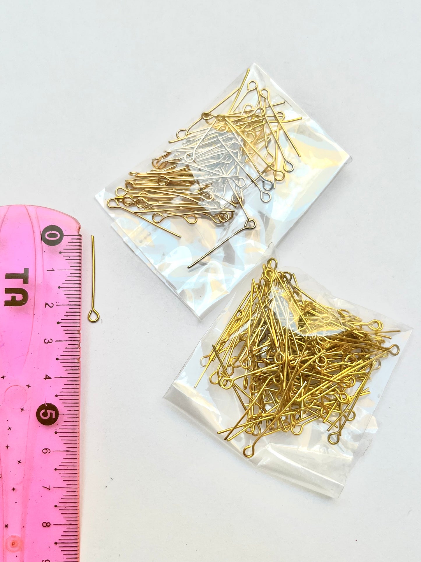Golden eyepins