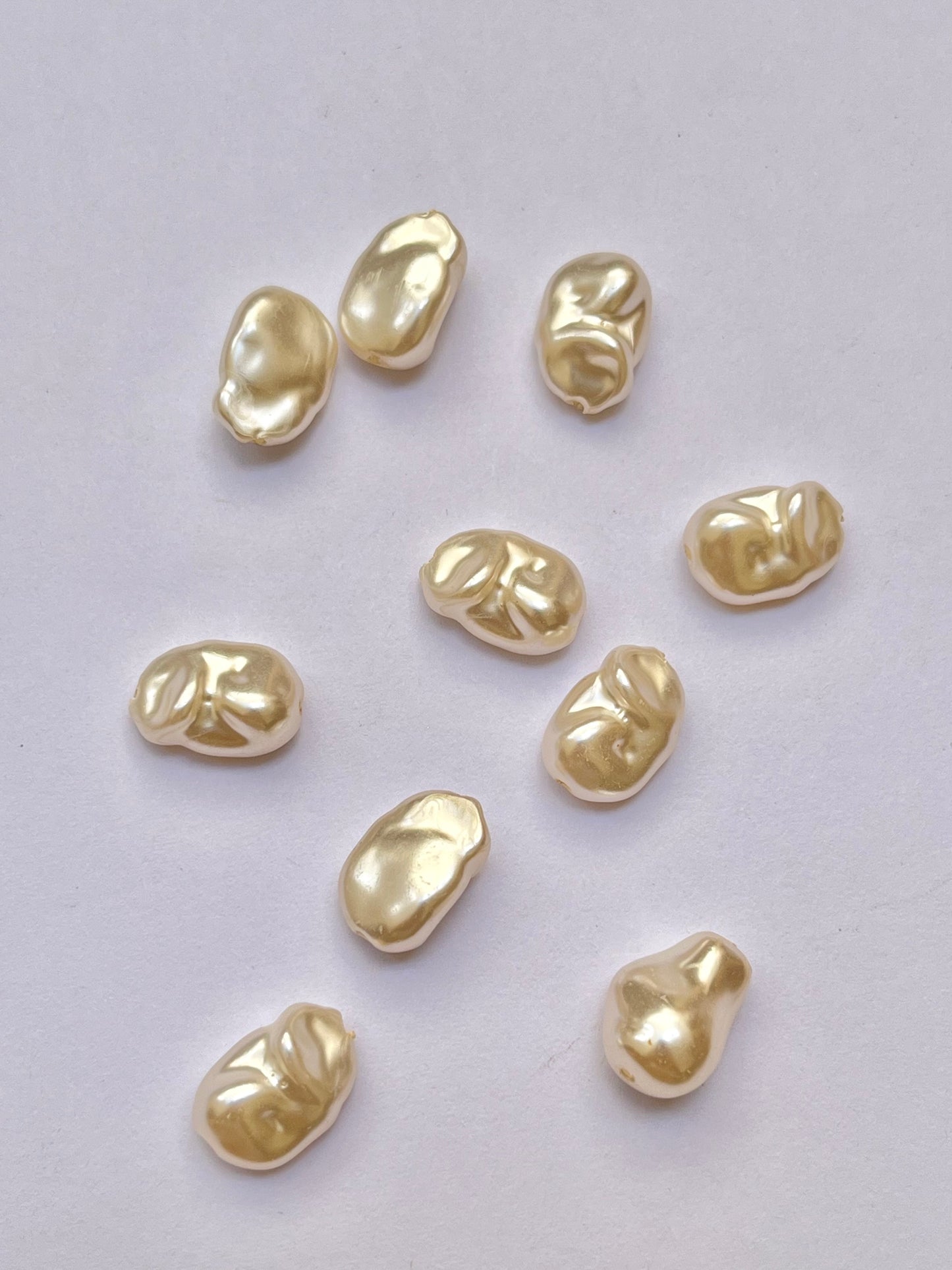 Imitation pearl beads