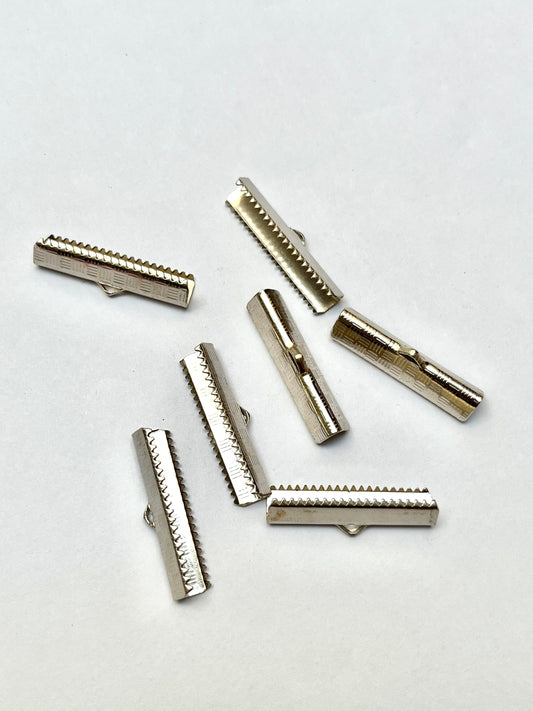 Silver alligator clasps