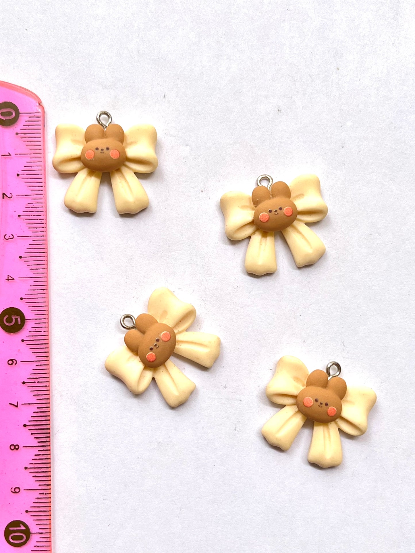 Bow charm