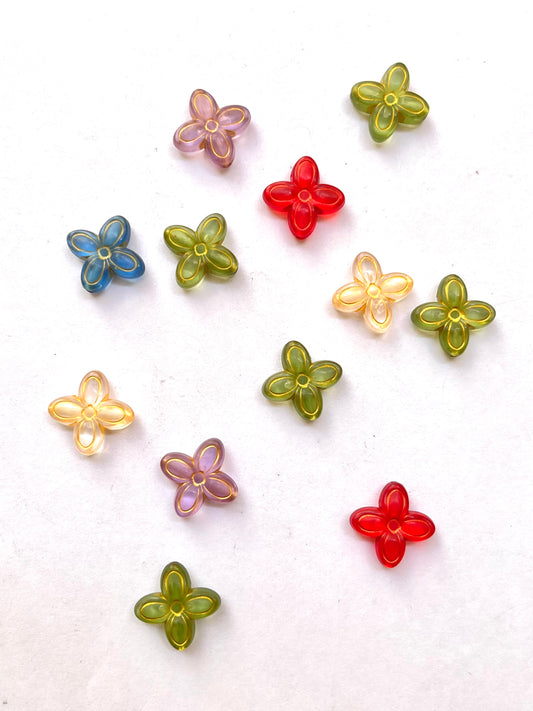 Gold clover beads