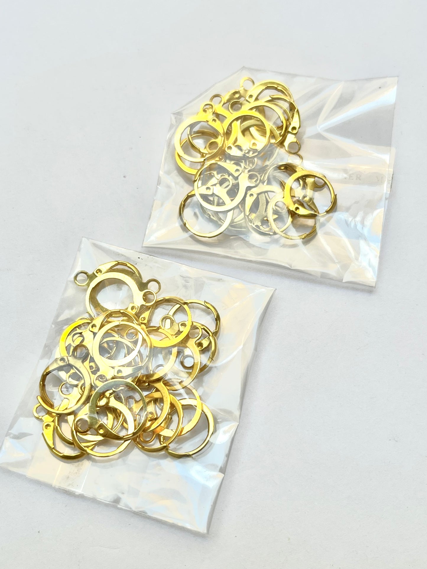 Golden huggies