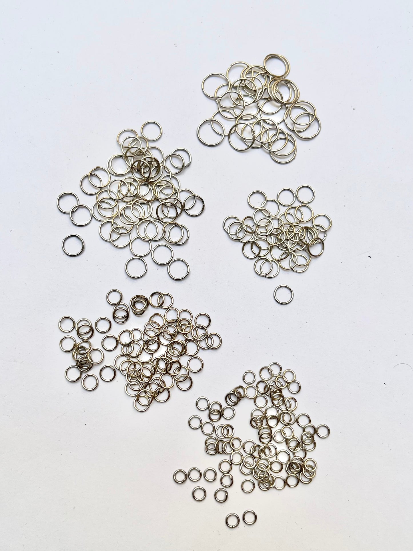 Silver jumprings
