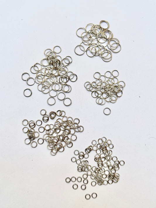 Silver jumprings
